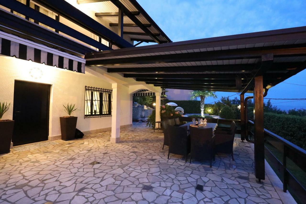 Vila "Zatka" Villa Veprinac Buitenkant foto