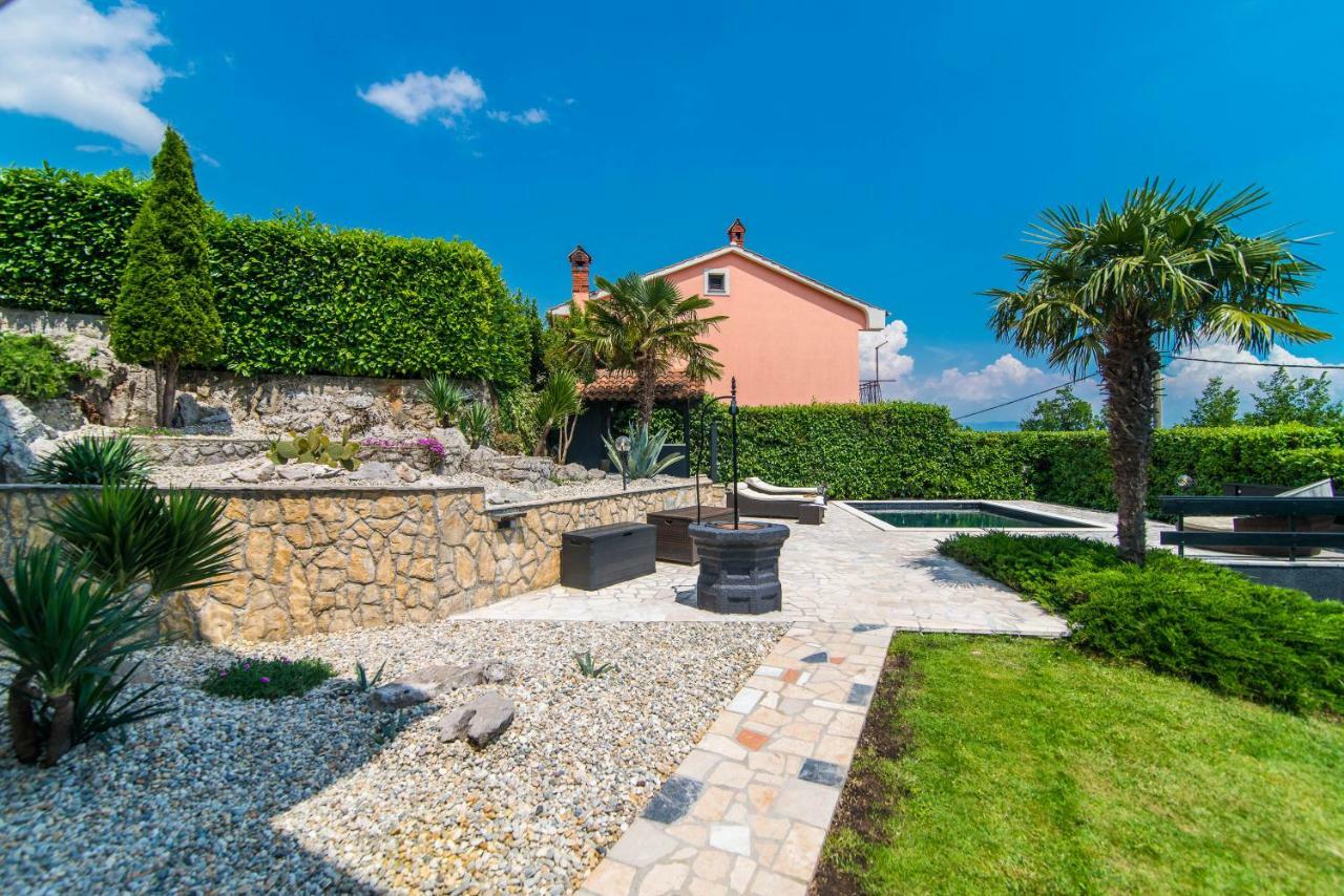Vila "Zatka" Villa Veprinac Buitenkant foto