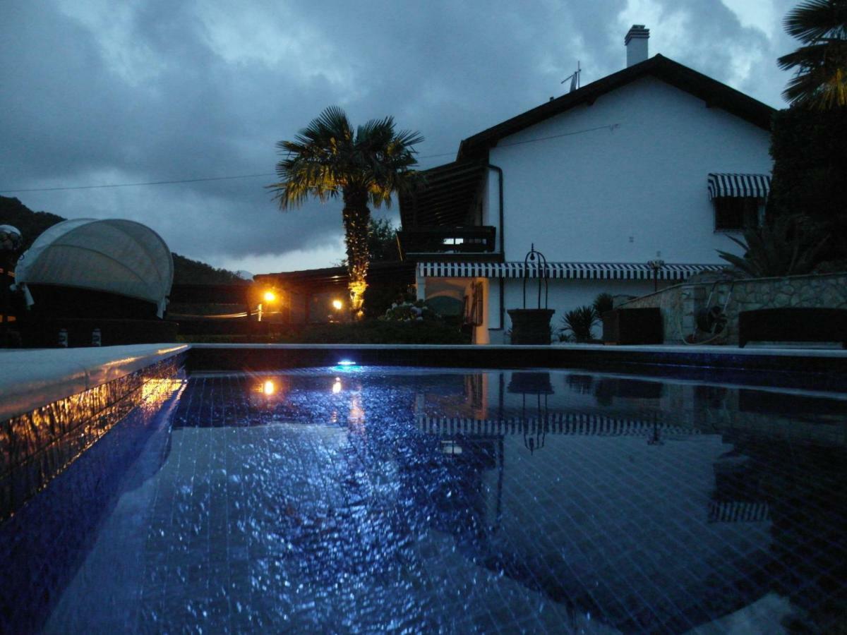 Vila "Zatka" Villa Veprinac Buitenkant foto